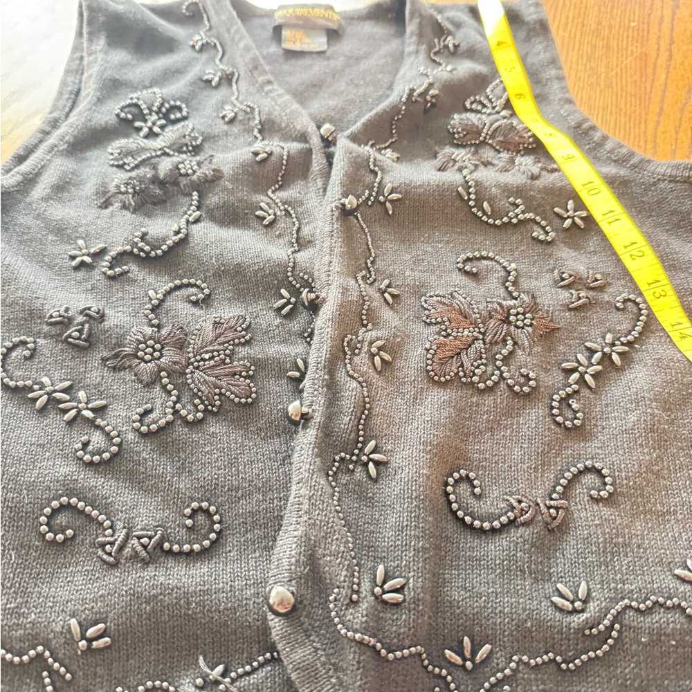 Requirements Beaded Knit Vest - Picture 5 of 7
